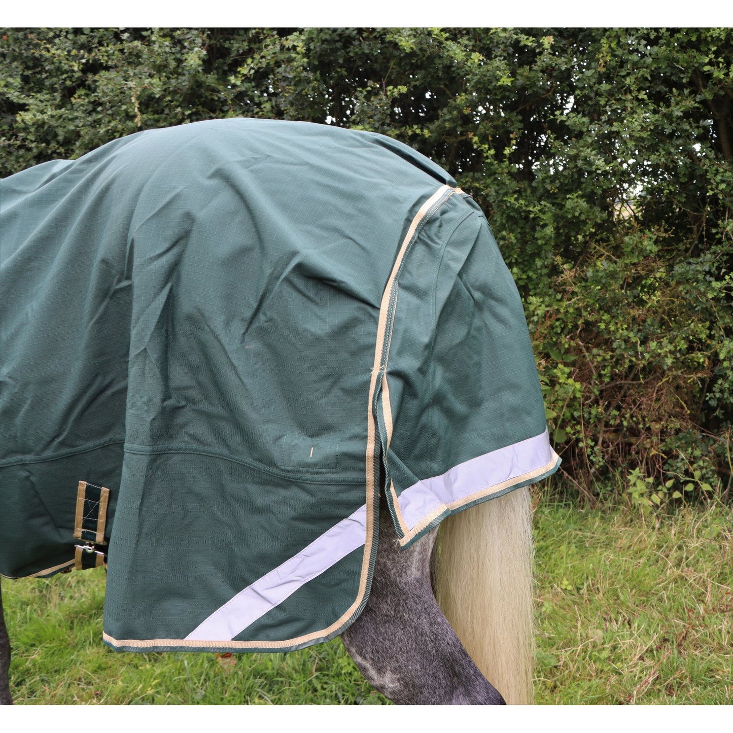 Lightweight 1200D No Fill V2 Standard Turnout Rug