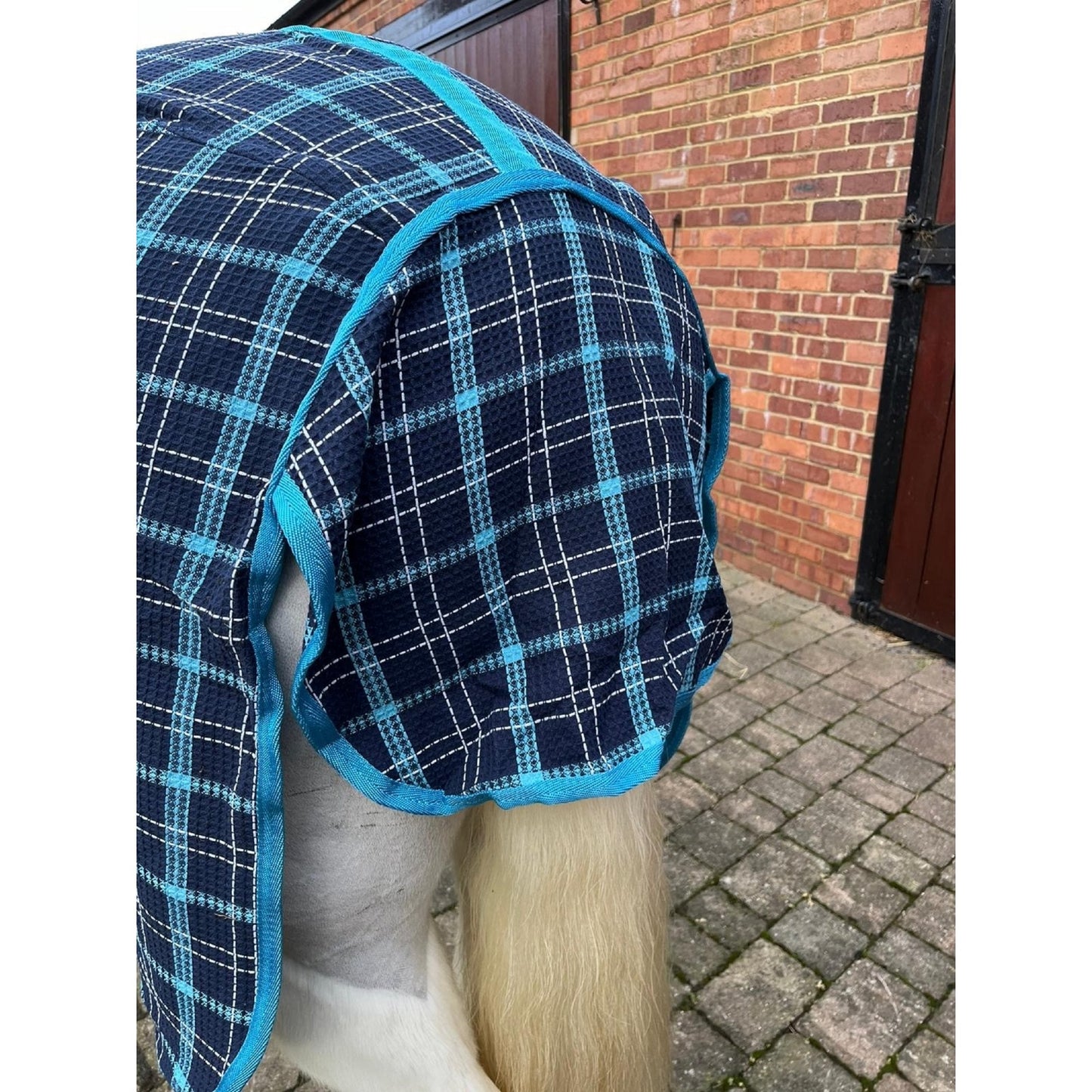 Standard Waffle Rug With Tail Flap