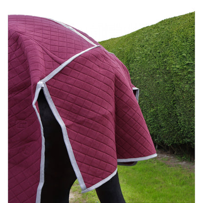 Heavy Horse Triple Layer Wicking Rug With Tail Flap