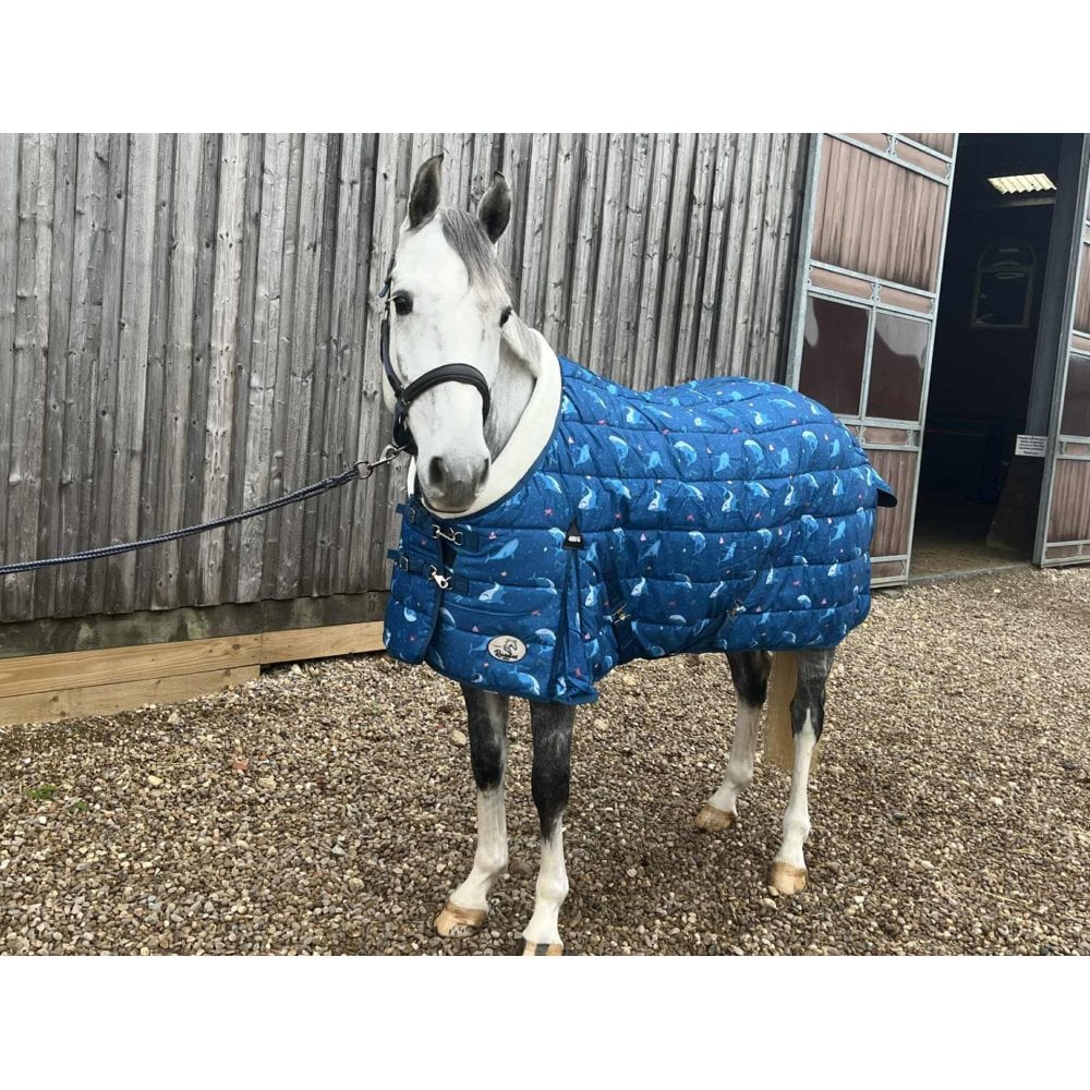 400g Heavyweight Stable Rug With Fleece Collar - Shark Print
