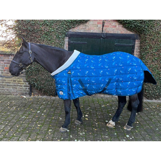 Heavy Horse 400g Stable Rug With Fleece Collar - Shark Print