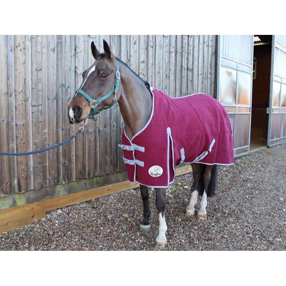 Standard Triple Layer Wicking Rug With Tail Flap - Burgundy