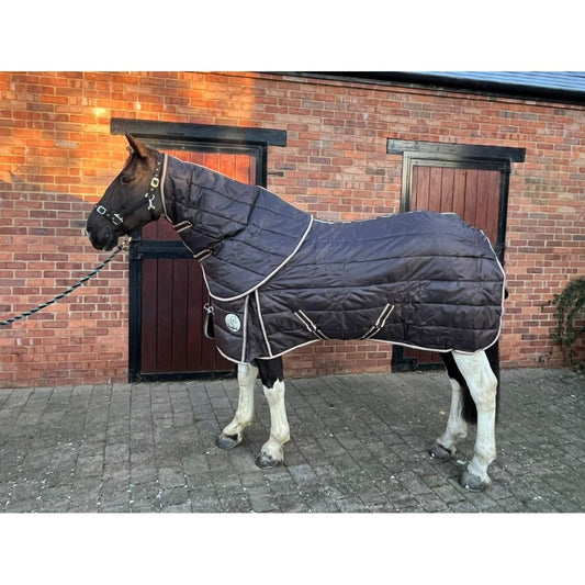 Heavy Horse 300g Stable Rug With Detachable Neck