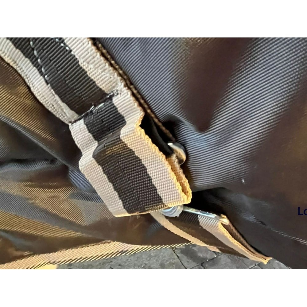 Heavy Horse 300g Stable Rug With Detachable Neck